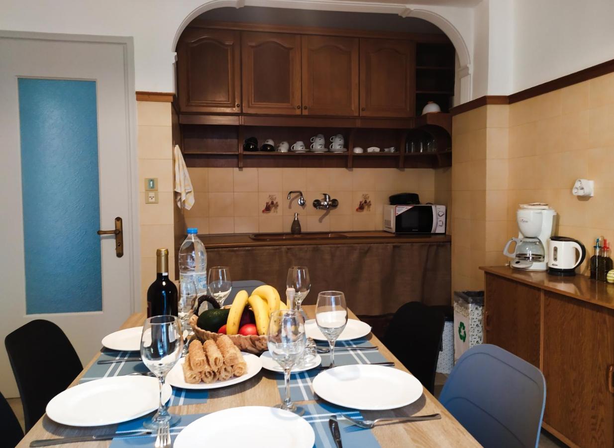 Apartment 94M2, Center Of Sitia, Wifi, 350M Beach Esterno foto